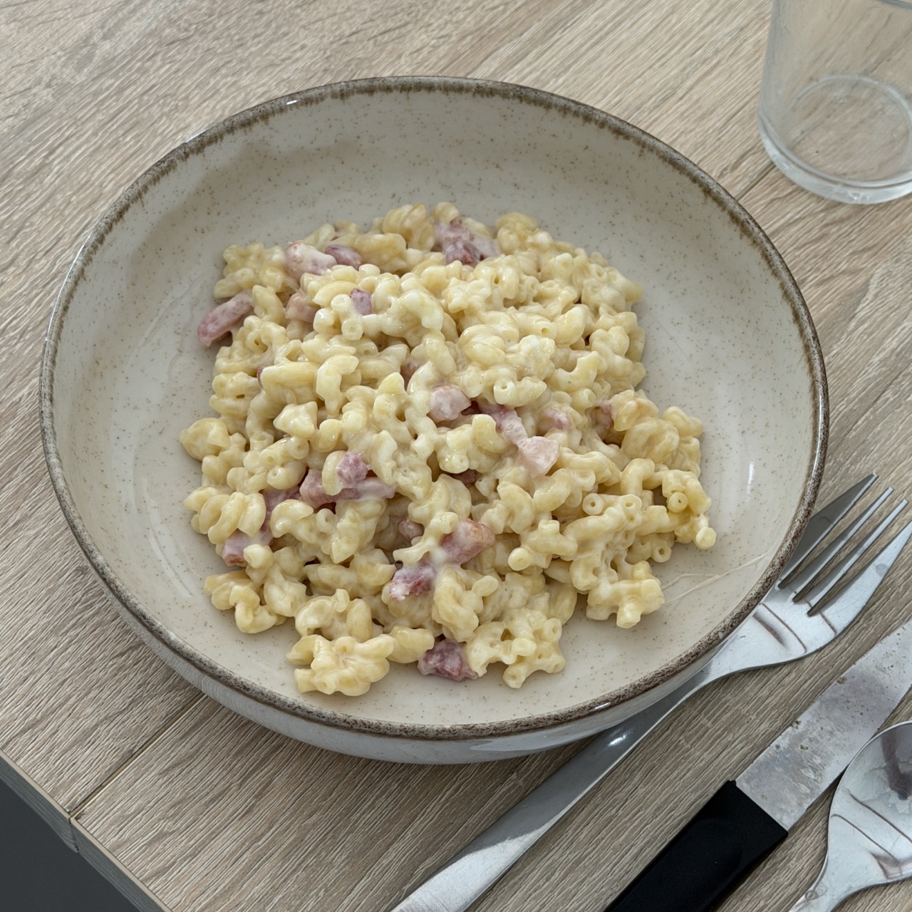Image de la recette Coquillettes lardons emmental